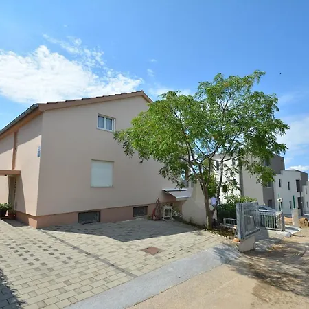 Apartment Apartments By The Sea Kozino, Zadar - 5893 *